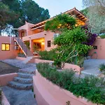 Villa In San Rafael Sleeps 12