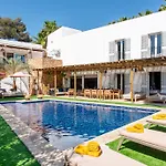 Cap Martinet Talamanca Vila Can Tashellu, Boutique 5 Bed - Sea And Forest View