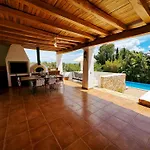 Villa Rustica De Lujo En Santa Gertrudis