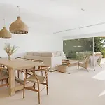 Exclusive Luxury Villa With Stunning Sea Views