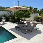 Moderne Villa Mit Pool