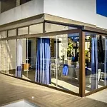 Comfy - Sea View Villa