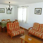 Apartamentos Blanco Sol