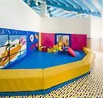 Coral Star Apartments