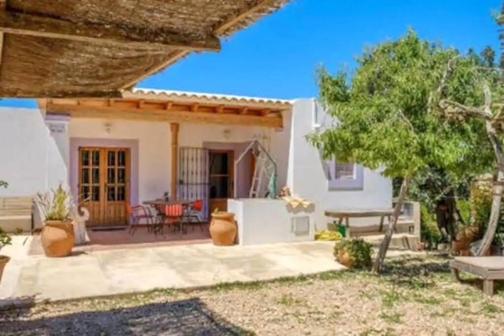 Casa Ibicenca En Cala D'hort Nyaraló *
