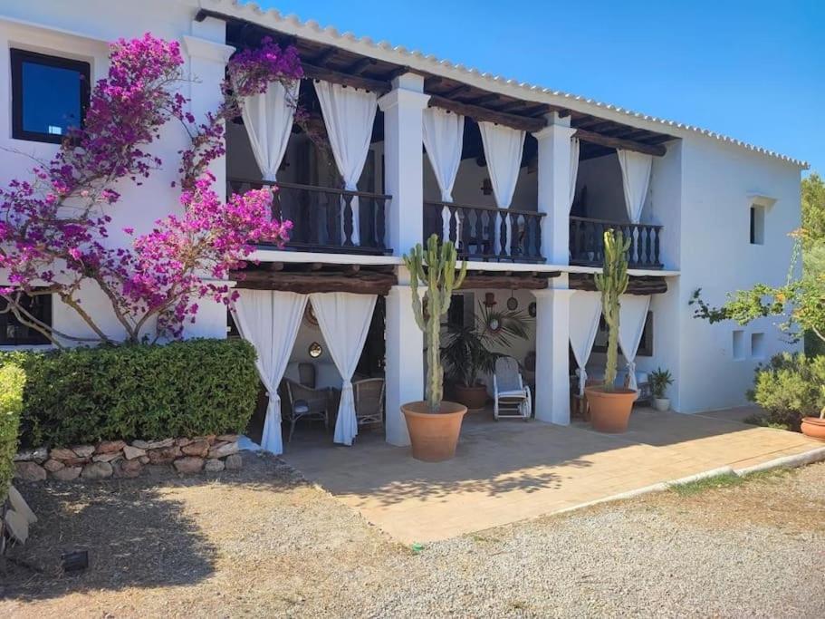Authentic Ibicenco With Large Pool *