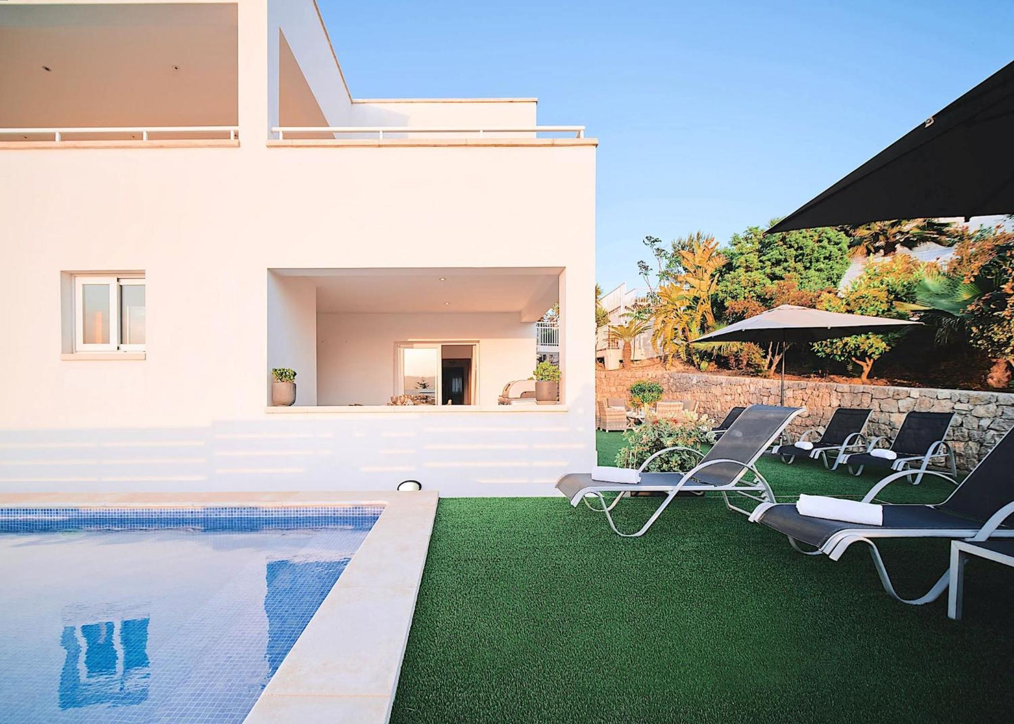 Inibiza - Romeo Santa Eularia des Riu
