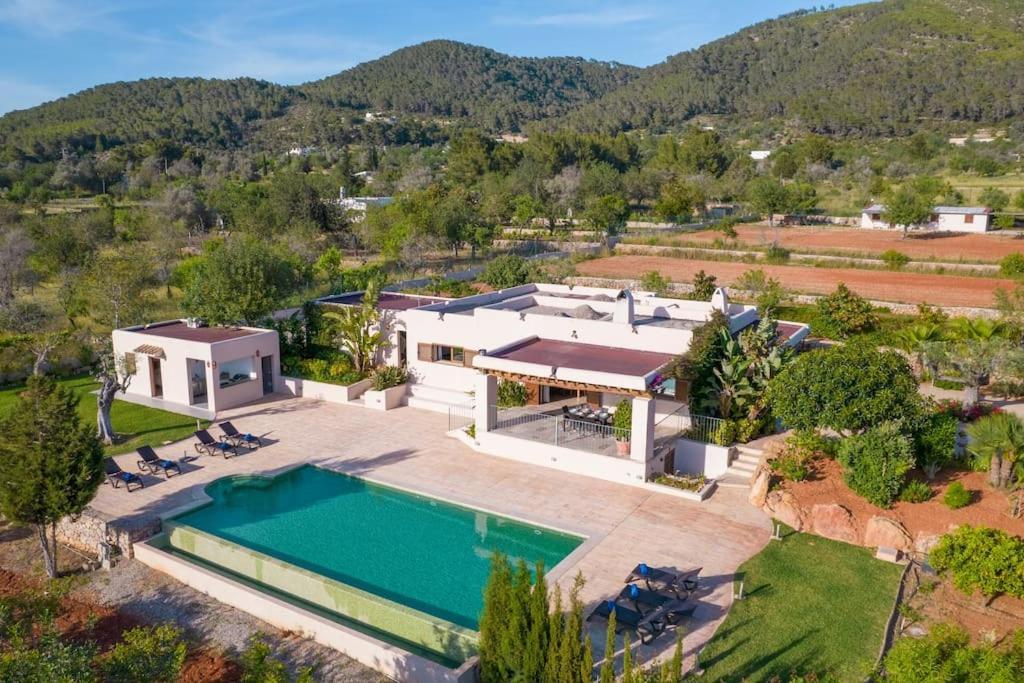 Kety -luna Con Preciosa Piscina Y Vistas ! Villa Sant Llorenc de Balafia