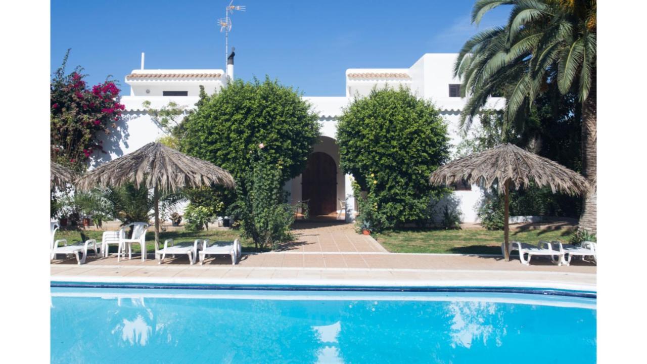 Villa Nieves Is A Beautiful Set In A Rural Location Yet It Is Still Only A 5 Minute Drive From And San Rafael San Antonio (Ibiza)