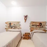 Amazing Seafront Apt Den Bossa 3