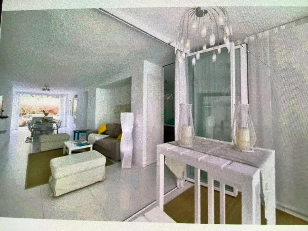 アパート Apartamento En Marina Botafoc