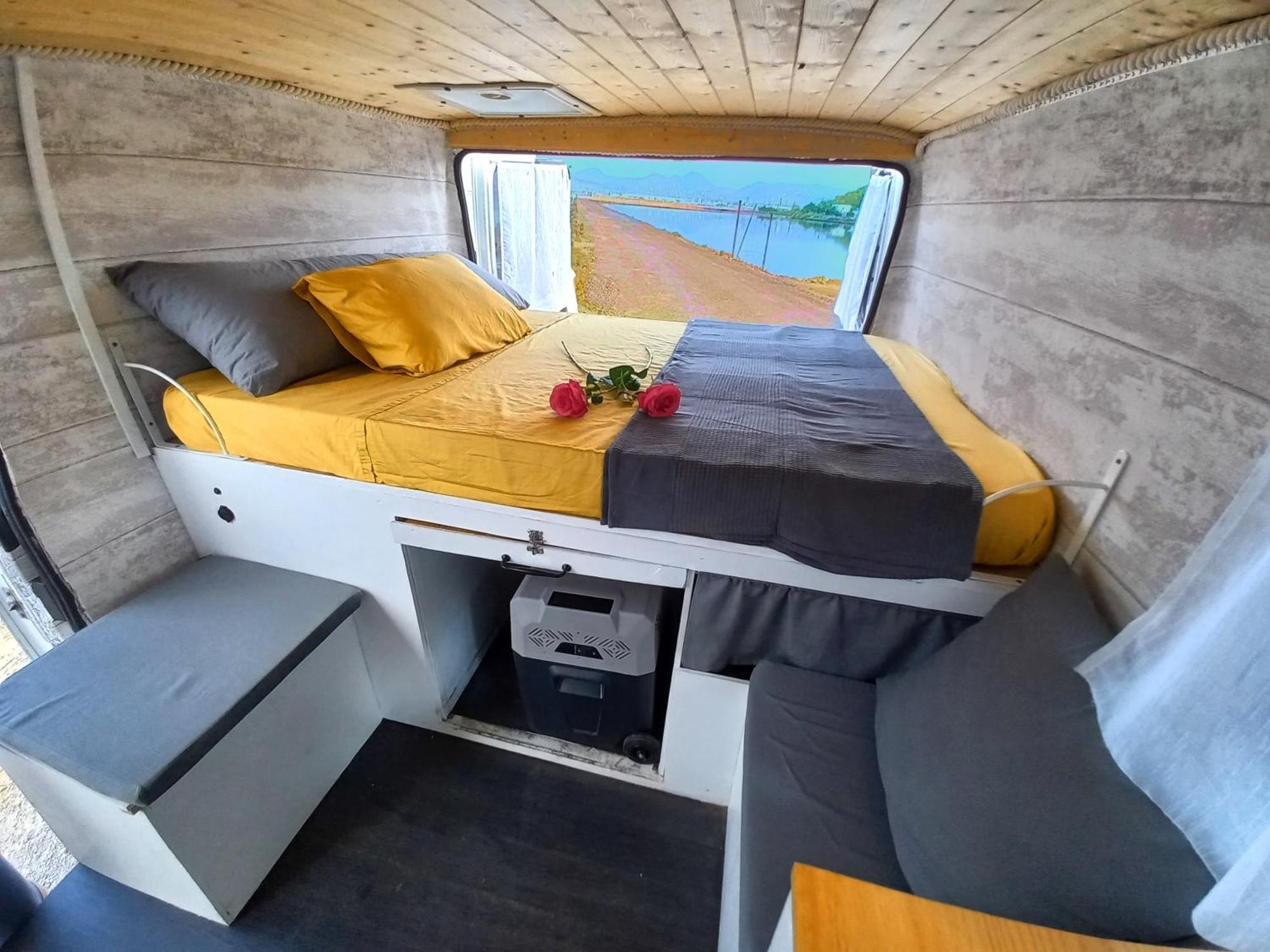Camper Van Ibiza 1 Camping *