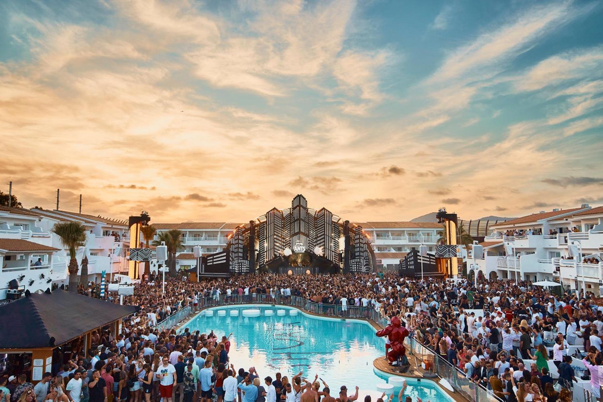 Ushuaia Ibiza - Adults Only - Club Entrance Included 호텔